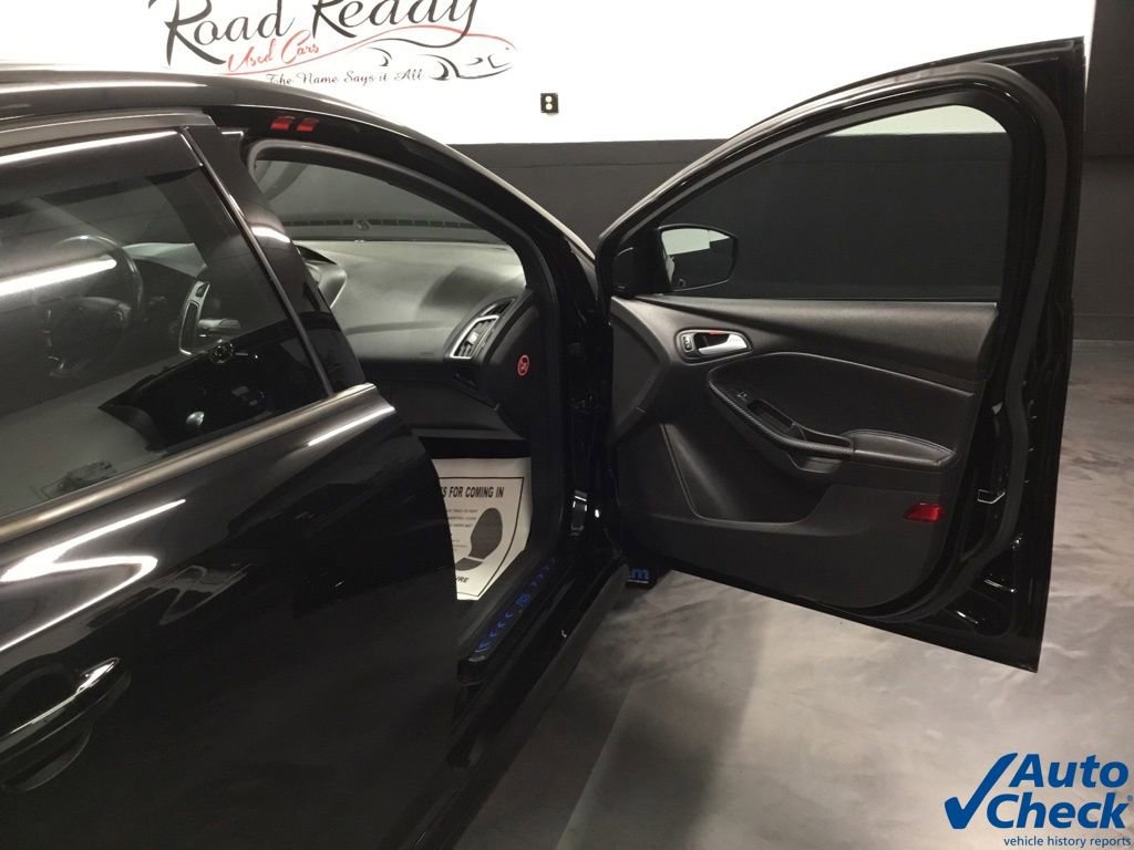 Used 2016 Ford Focus RS image 38