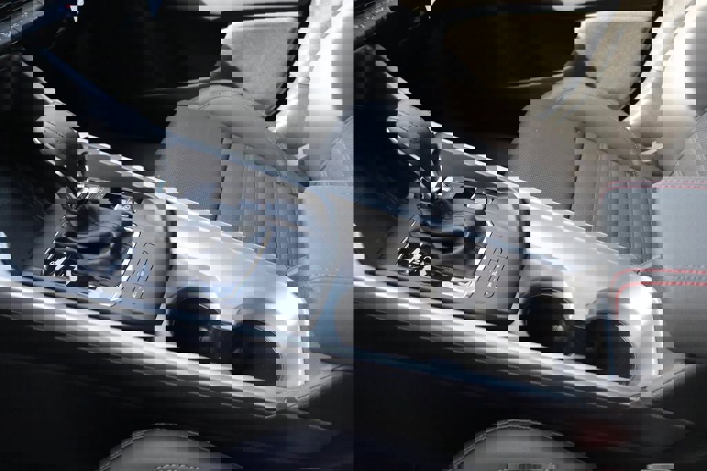 New 2024 Dodge Hornet R/T Plus w/ R/T Blacktop Package image 18