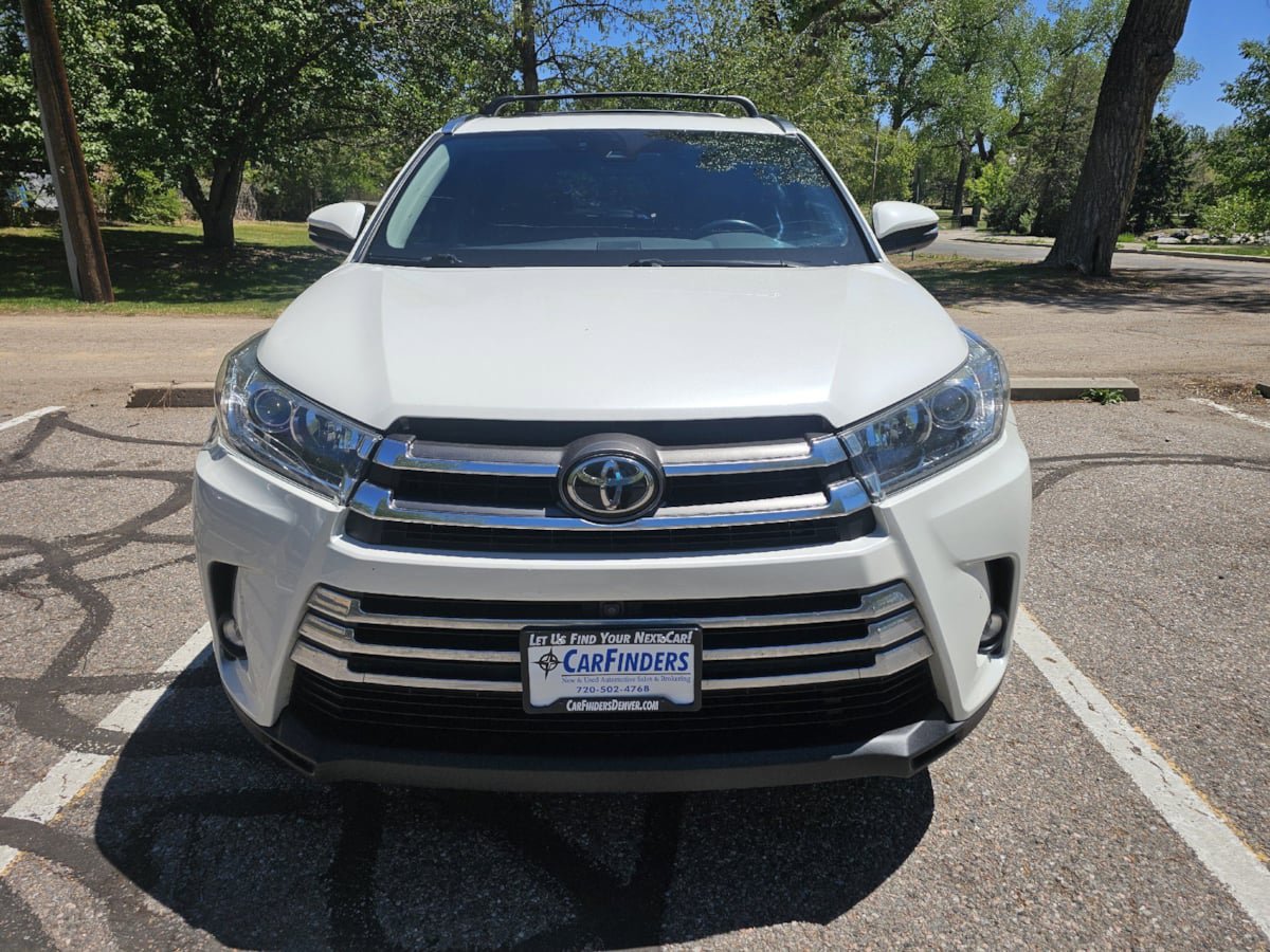 Used 2019 Toyota Highlander Limited Platinum AWD/4WD image 8