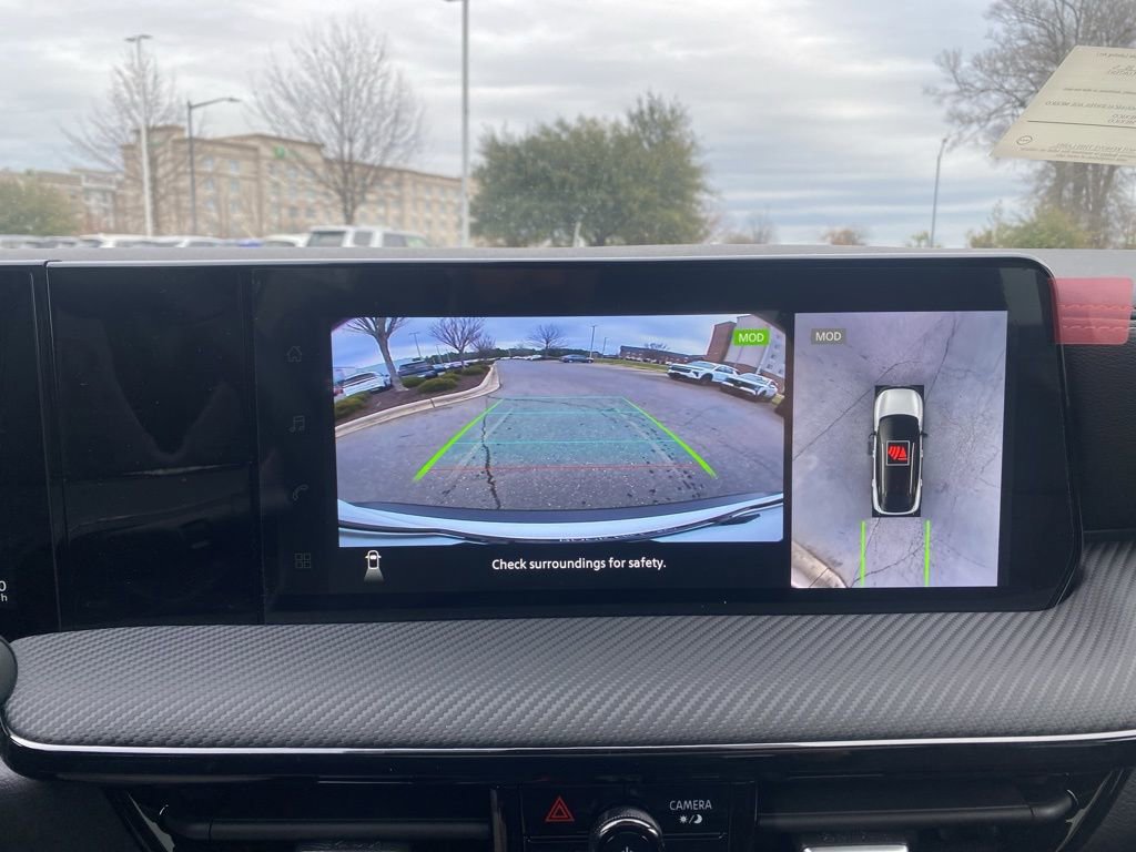 New 2026 Nissan Kicks SR w/ SR Premium Package FWD image 21