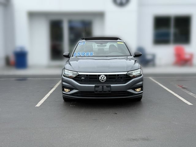 Used 2021 Volkswagen Jetta R-Line w/ R-Line Cold Weather Package FWD image 2