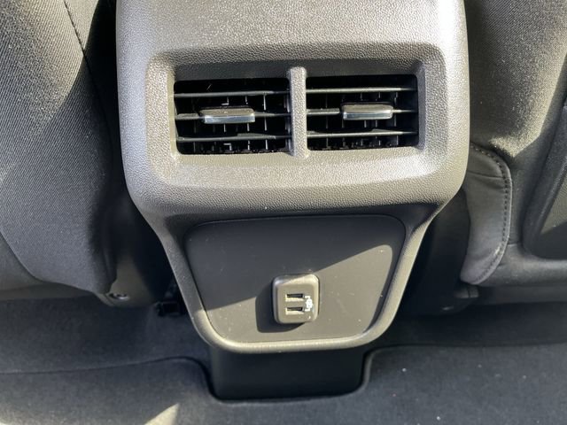 Used 2023 GMC Terrain SLE w/ Driver Convenience Package image 23