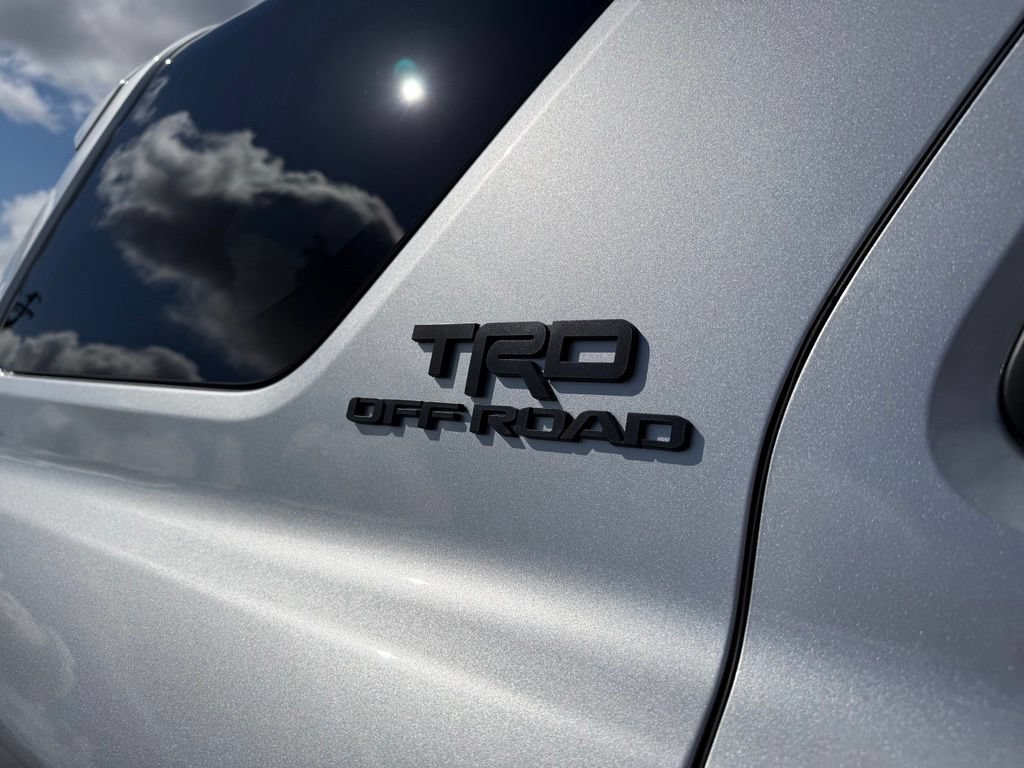 New 2026 Toyota 4Runner TRD Off-Road Premium AWD/4WD image 10