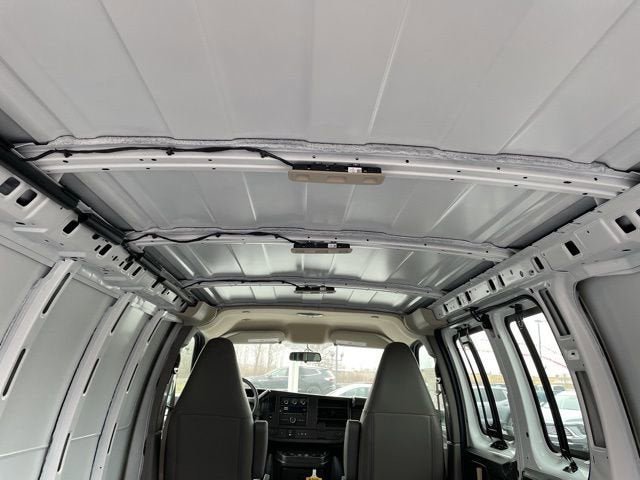New 2025 GMC Savana 2500 w/ Driver Convenience Package RWD image 24