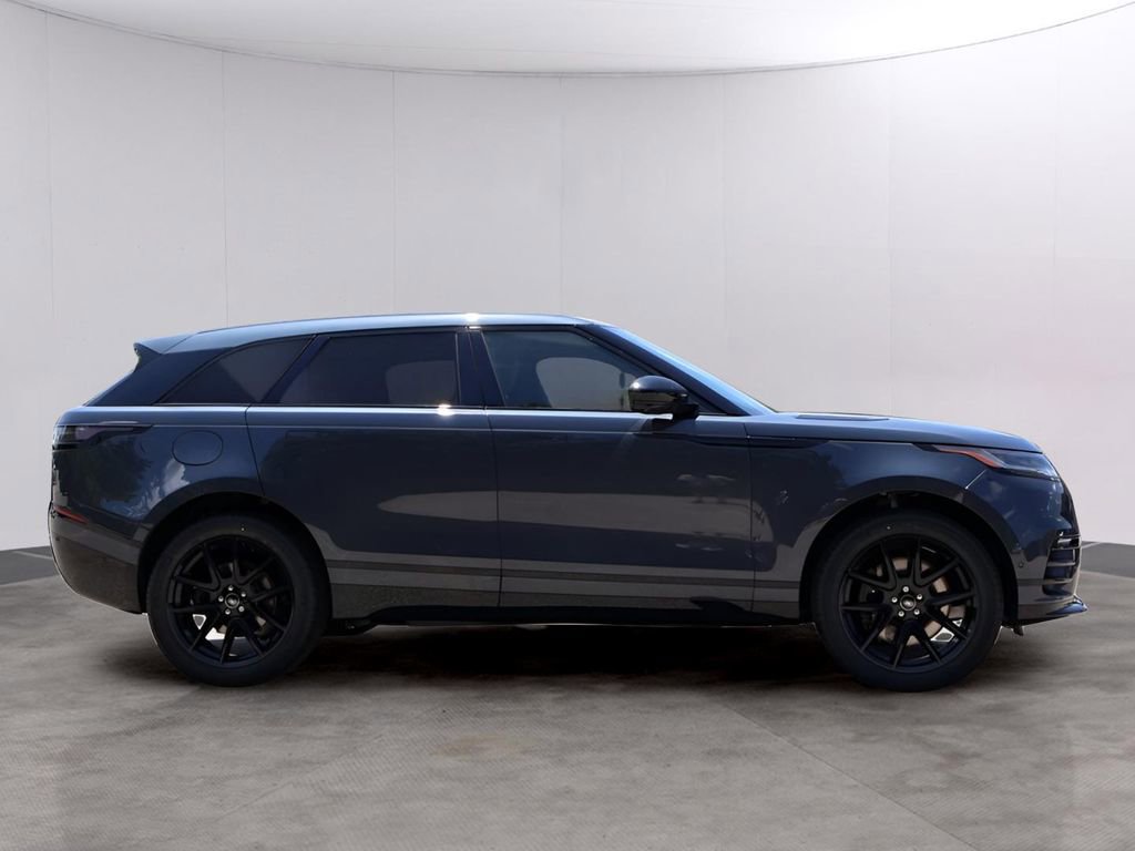 New 2026 Land Rover Range Rover Velar Dynamic SE image 4