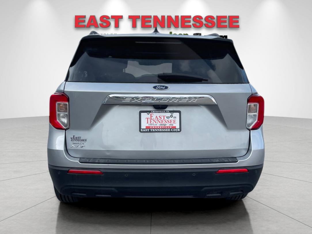 Used 2023 Ford Explorer XLT RWD image 4