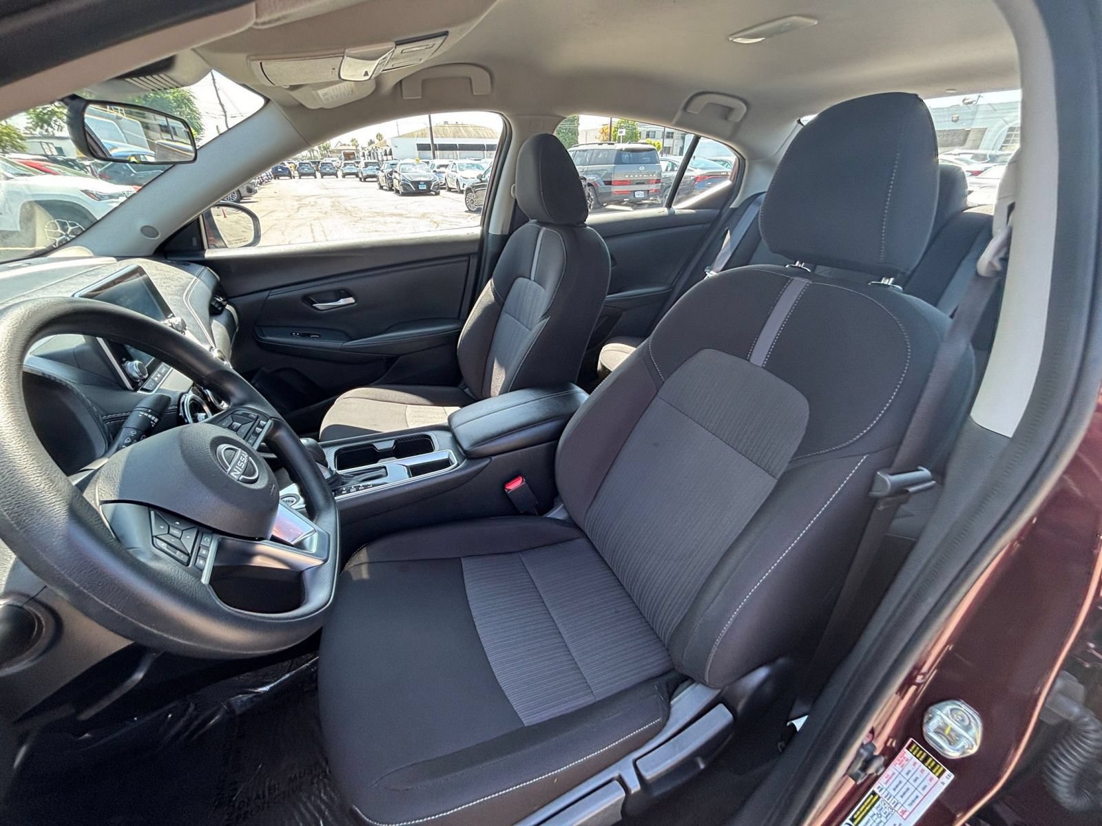 Used 2025 Nissan Sentra SV FWD image 27