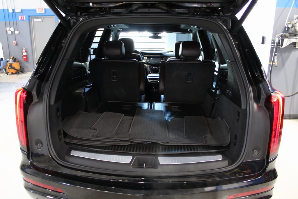 Used 2020 Cadillac XT6 Premium Luxury image 44