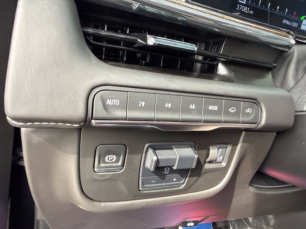 Used 2024 Cadillac Escalade Sport Platinum w/ LPO, ONYX Package AWD/4WD image 77