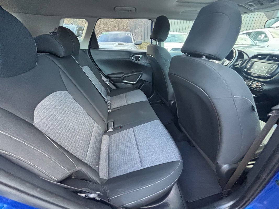 Used 2021 Kia Soul GT-Line image 13