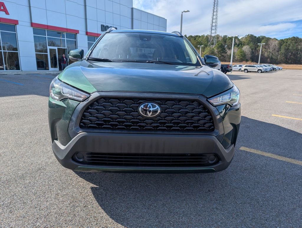 Used 2022 Toyota Corolla Cross LE image 8