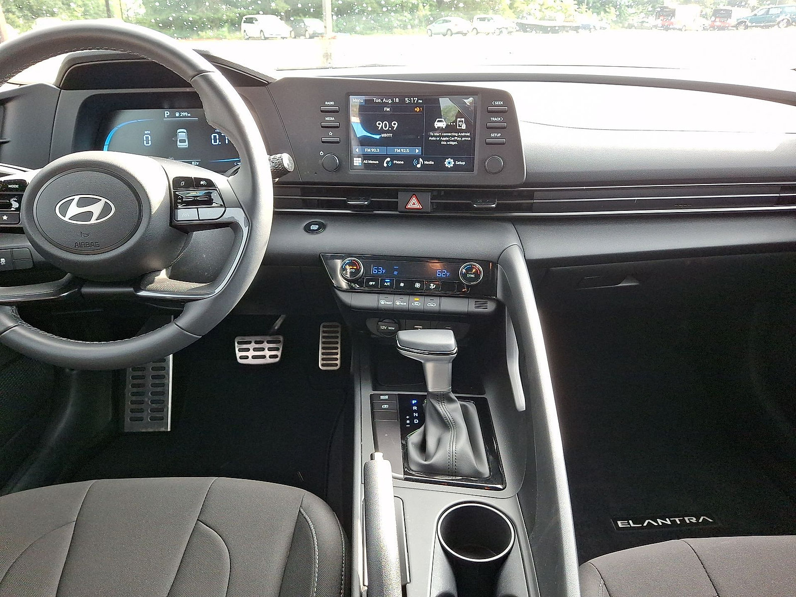 Used 2025 Hyundai Elantra Sport FWD image 10