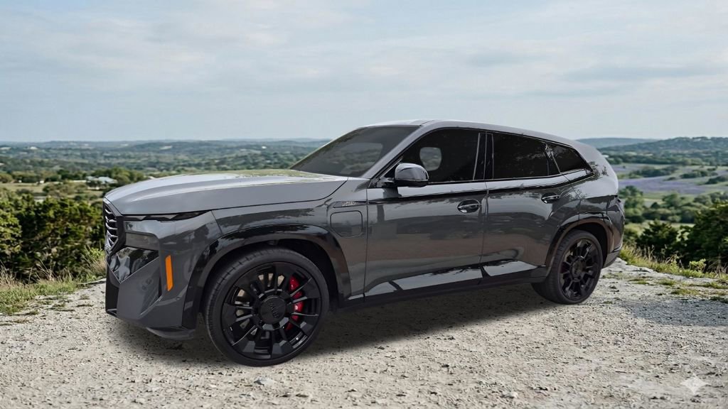 Used 2025 BMW XM image 4