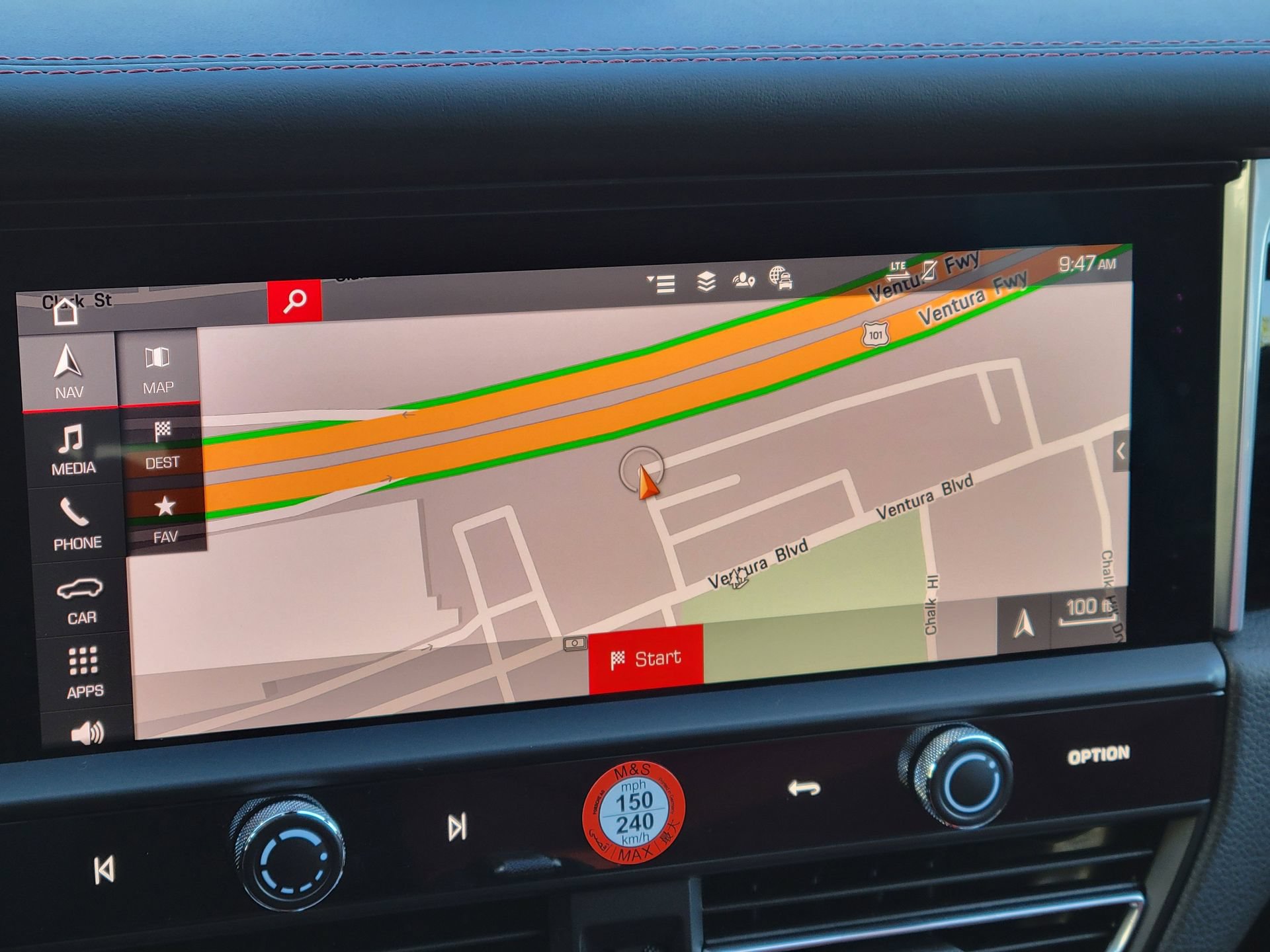 New 2025 Porsche Macan S AWD/4WD image 18