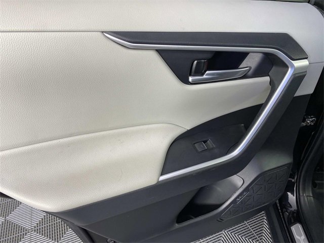 Used 2024 Toyota RAV4 XLE image 25
