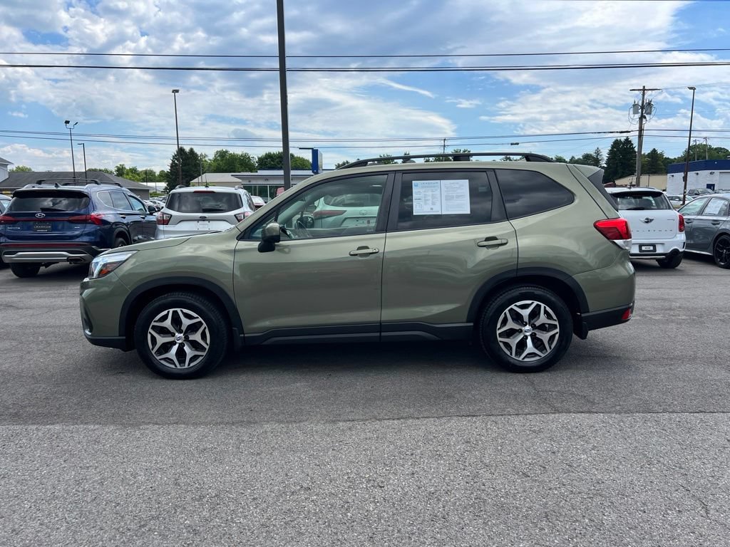 Used 2020 Subaru Forester Premium AWD/4WD image 2