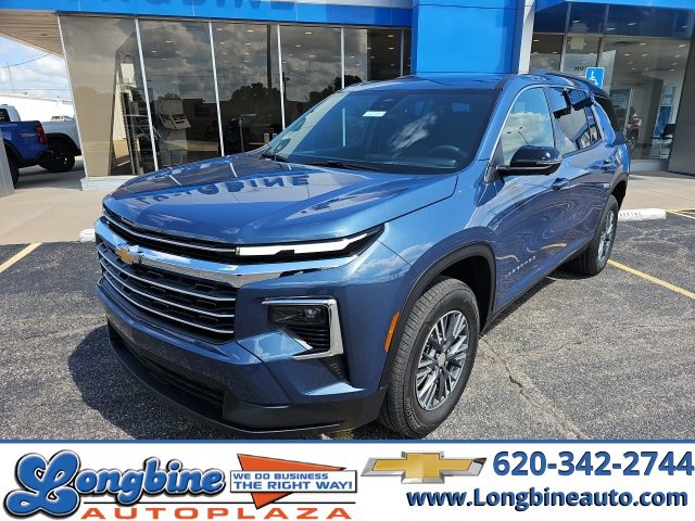 New 2026 Chevrolet Traverse LT w/ Driver Confidence Package image 1