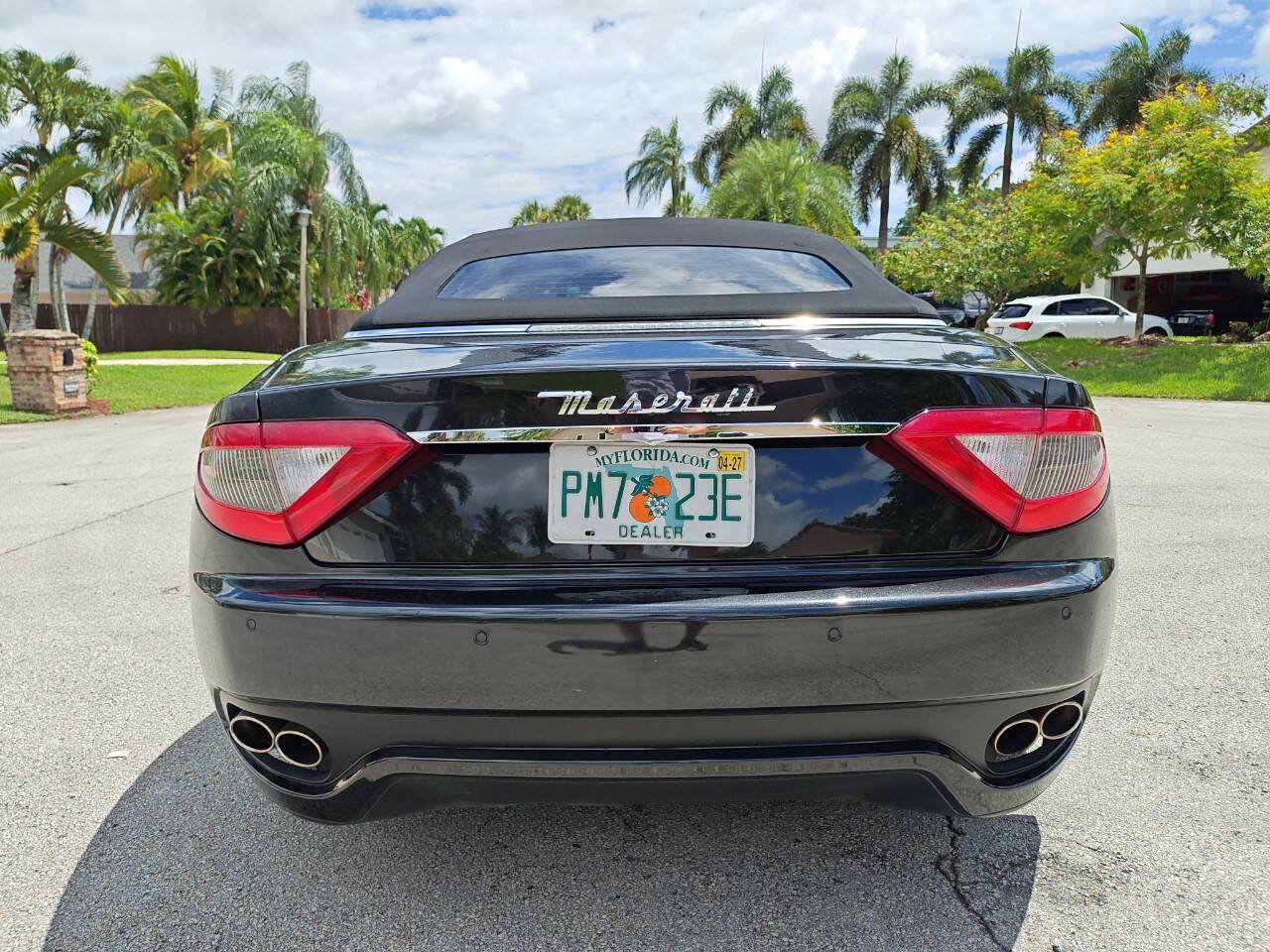 Used 2015 Maserati GranTurismo Convertible RWD image 48