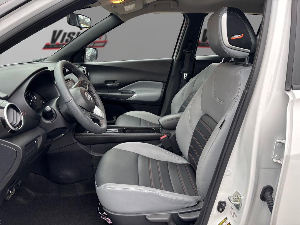 Used 2023 Nissan Kicks SR w/ SR Premium Package image 9