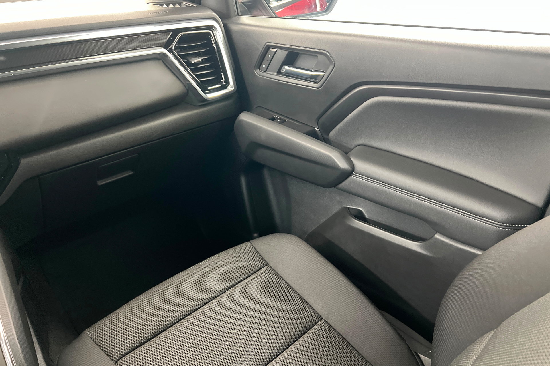 Used 2026 GMC Canyon Elevation RWD image 10
