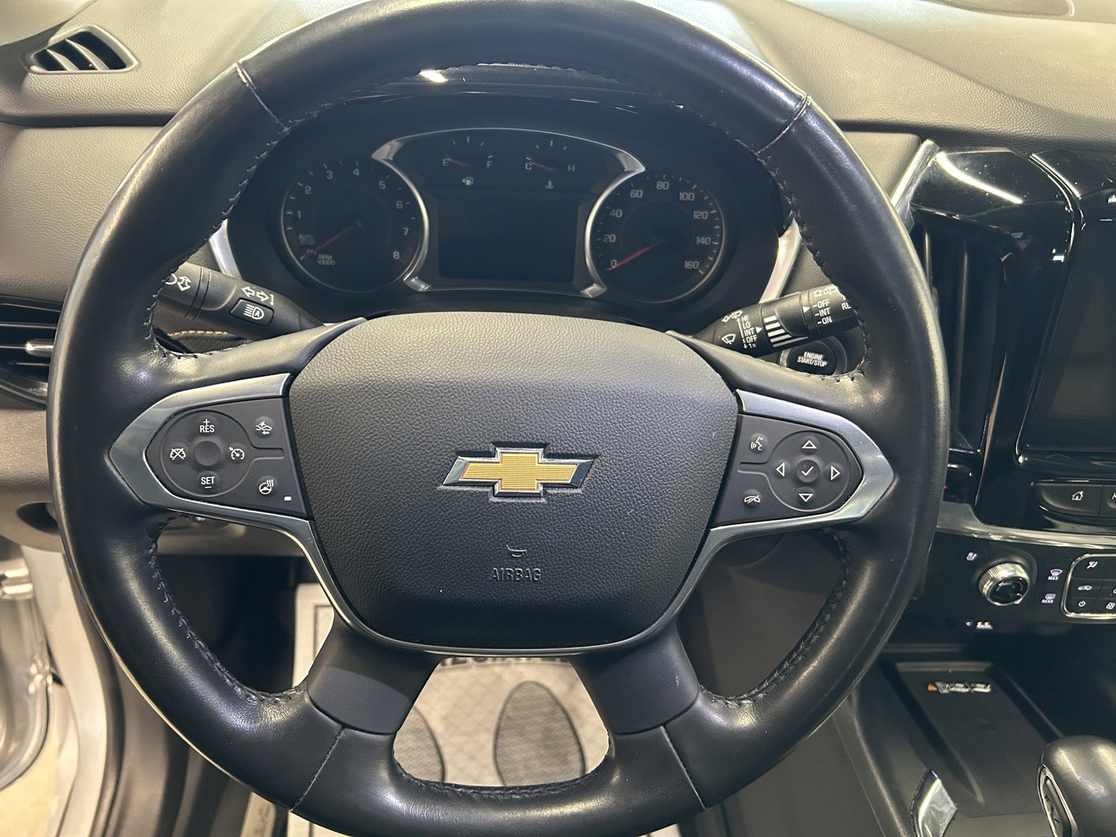 Used 2021 Chevrolet Traverse Premier w/ LPO, Blackout Package image 22