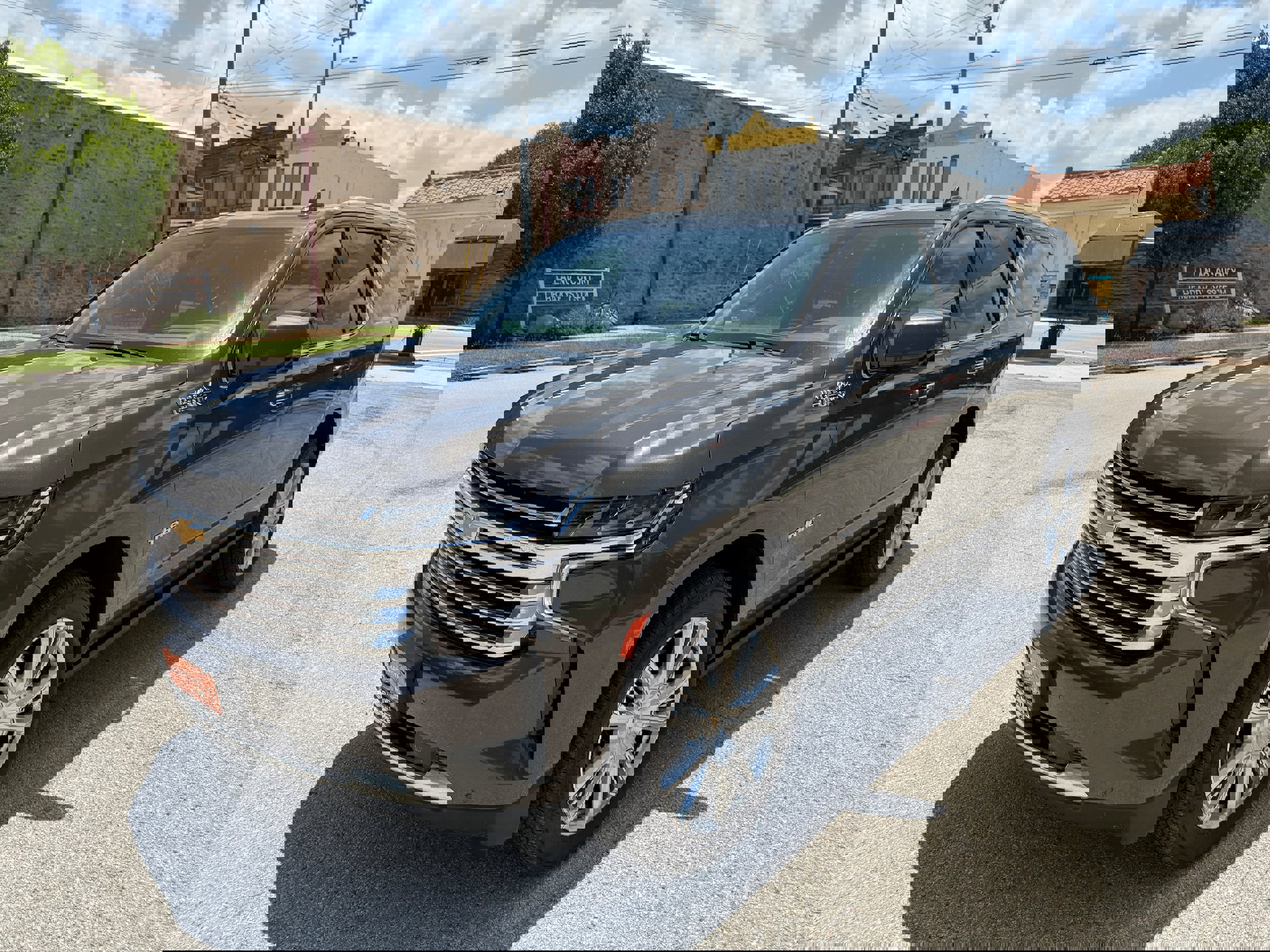 Used 2021 Chevrolet Tahoe High Country w/ Premium Package image 7