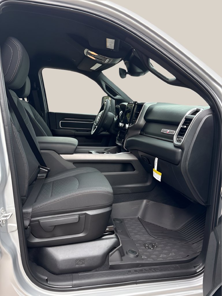 New 2027 RAM 2500 Big Horn AWD/4WD image 20