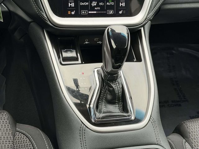 Used 2021 Subaru Outback Premium image 15