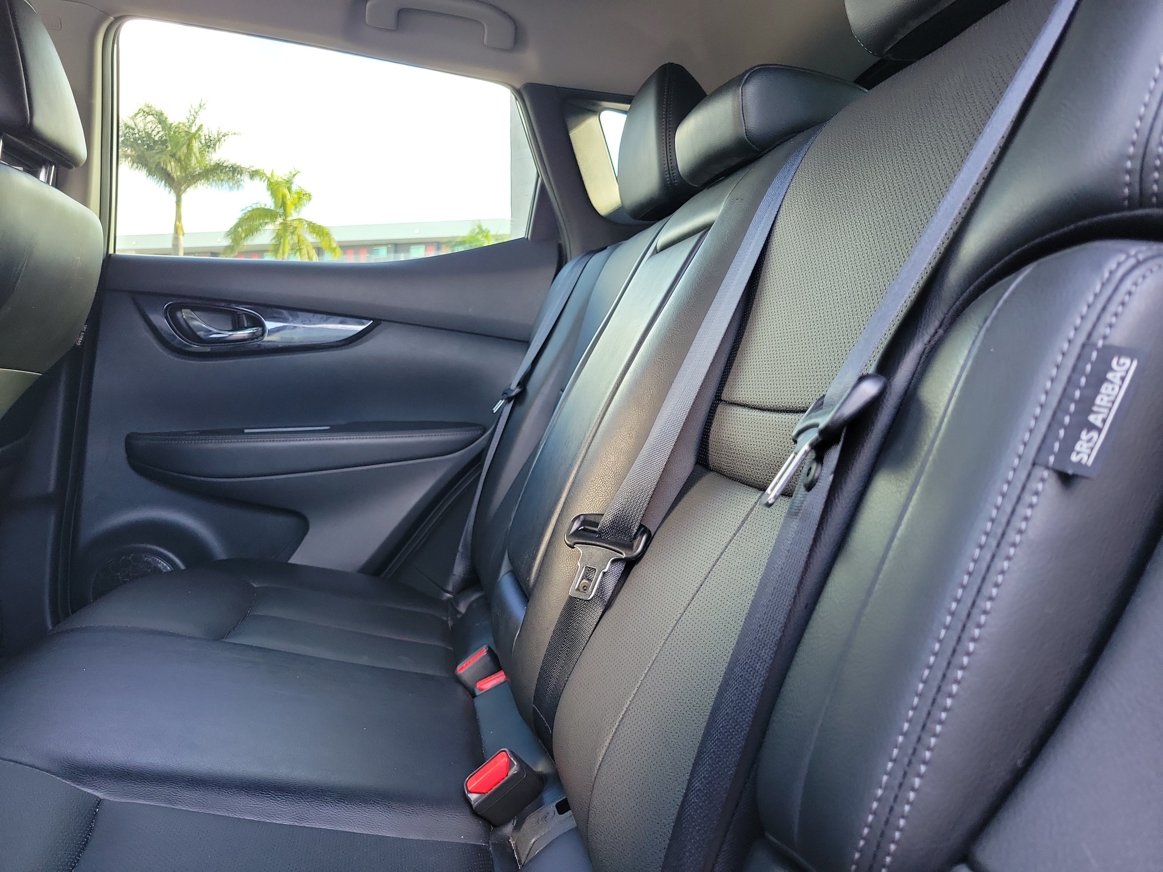 Used 2021 Nissan Rogue Sport SL w/ Premium Package FWD image 9