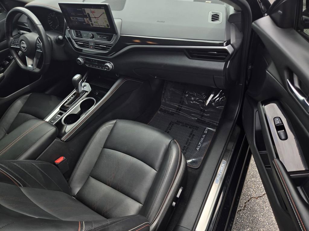 Certified 2024 Nissan Altima 2.0 SR image 7