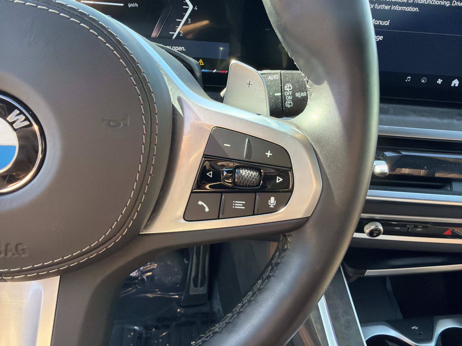 Certified 2024 BMW X7 xDrive40i w/ M Sport Package AWD/4WD image 20