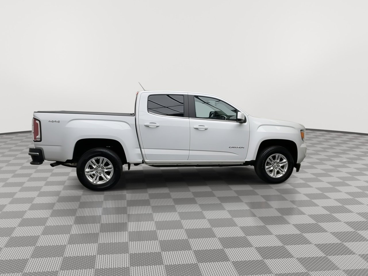 Certified 2020 GMC Canyon SLE w/ SLE Convenience Package AWD/4WD image 41