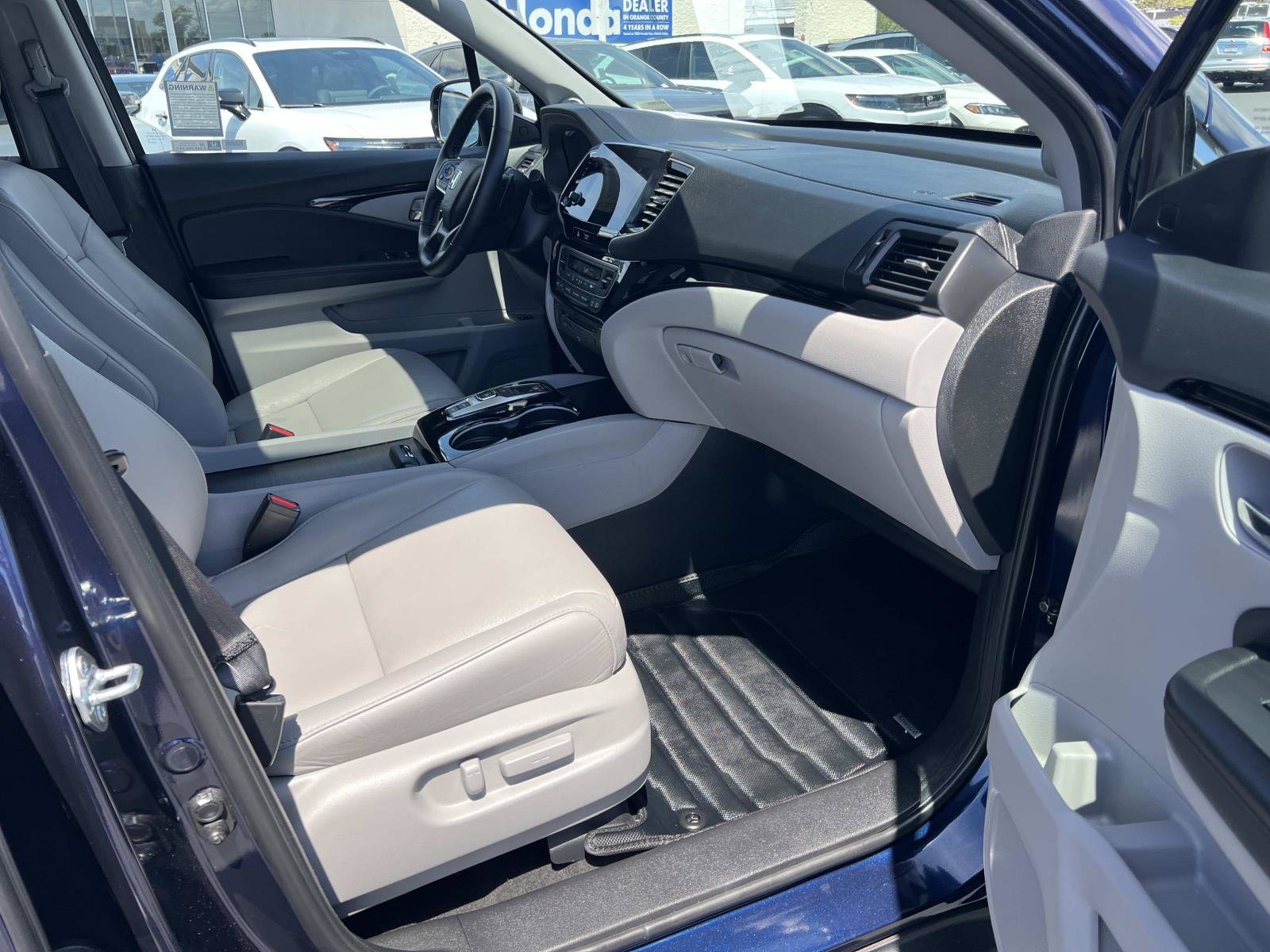 Used 2022 Honda Pilot Touring image 32