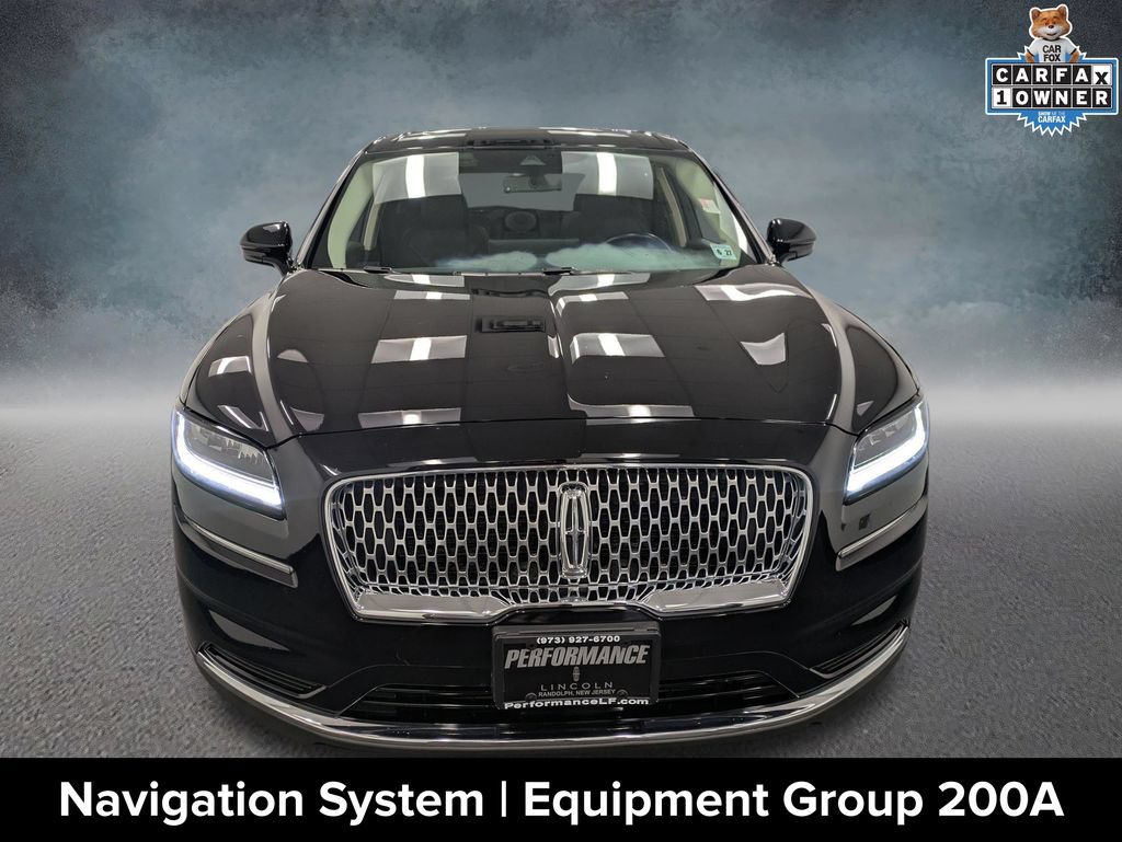 Used 2022 Lincoln Nautilus Reserve AWD/4WD image 2