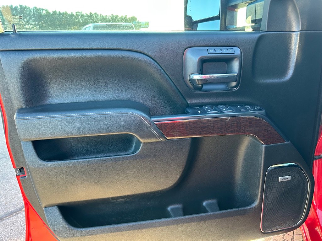 Used 2018 GMC Sierra 2500 SLT w/ Duramax Plus Package image 10