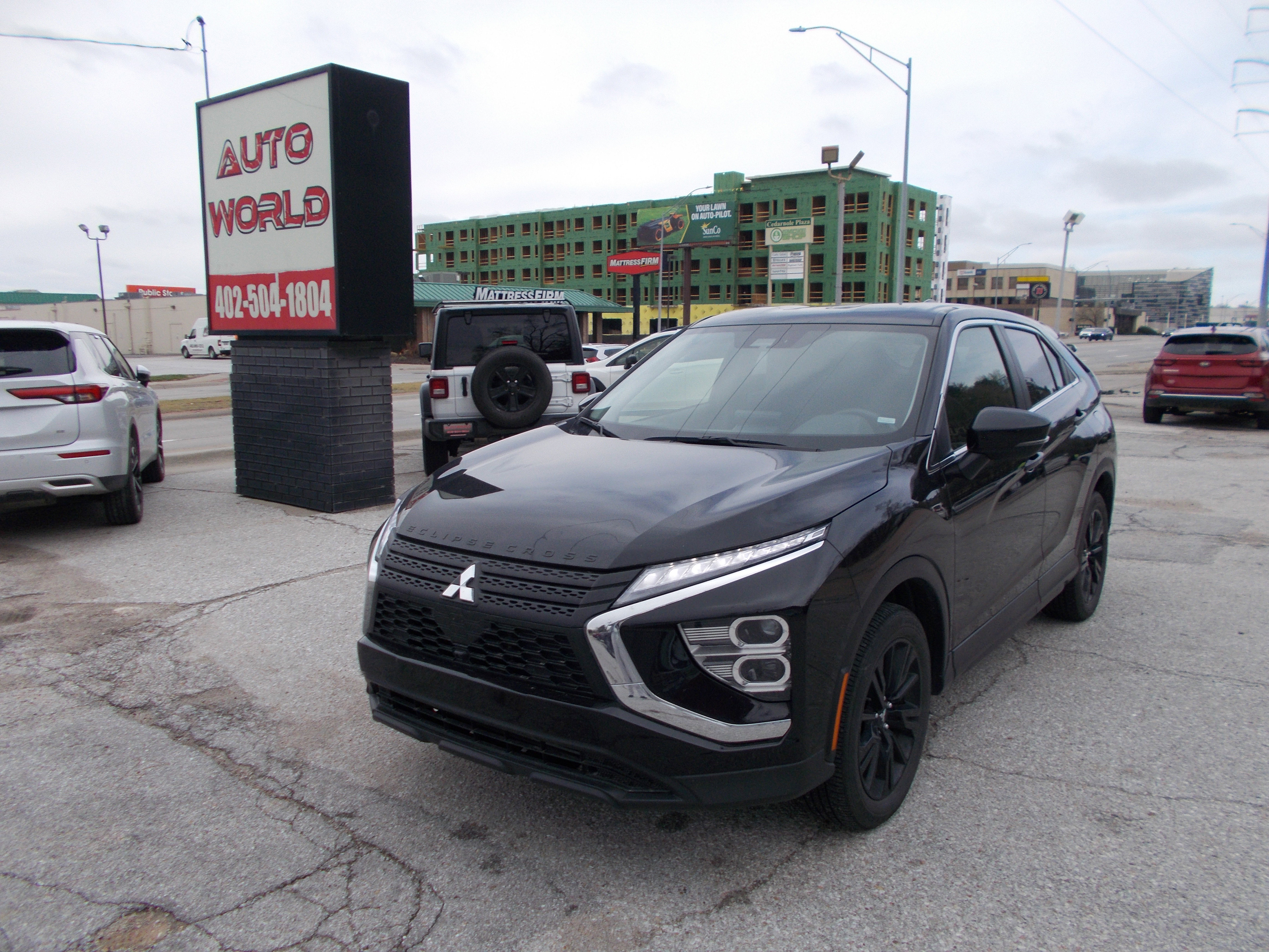 Used 2024 Mitsubishi Eclipse Cross LE AWD/4WD image 1
