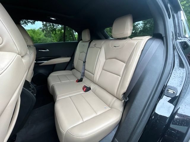 Used 2024 Cadillac XT4 Luxury w/ Cold Weather Package AWD/4WD image 31