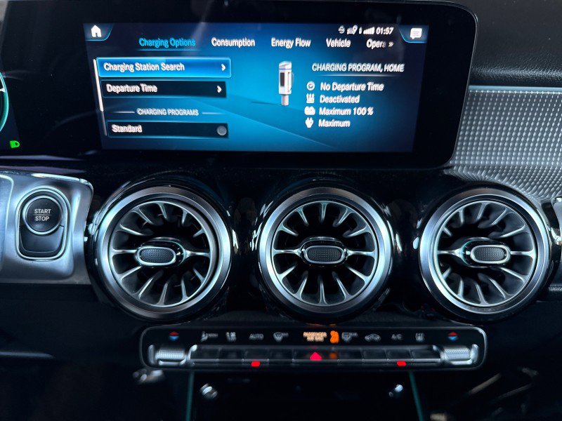 Used 2022 Mercedes-Benz EQB 300 4MATIC image 80