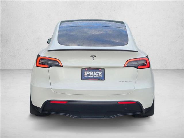 Used 2022 Tesla Model Y Long Range image 6