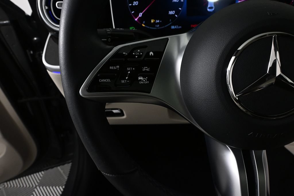 Certified 2022 Mercedes-Benz C 300 4MATIC Sedan image 10