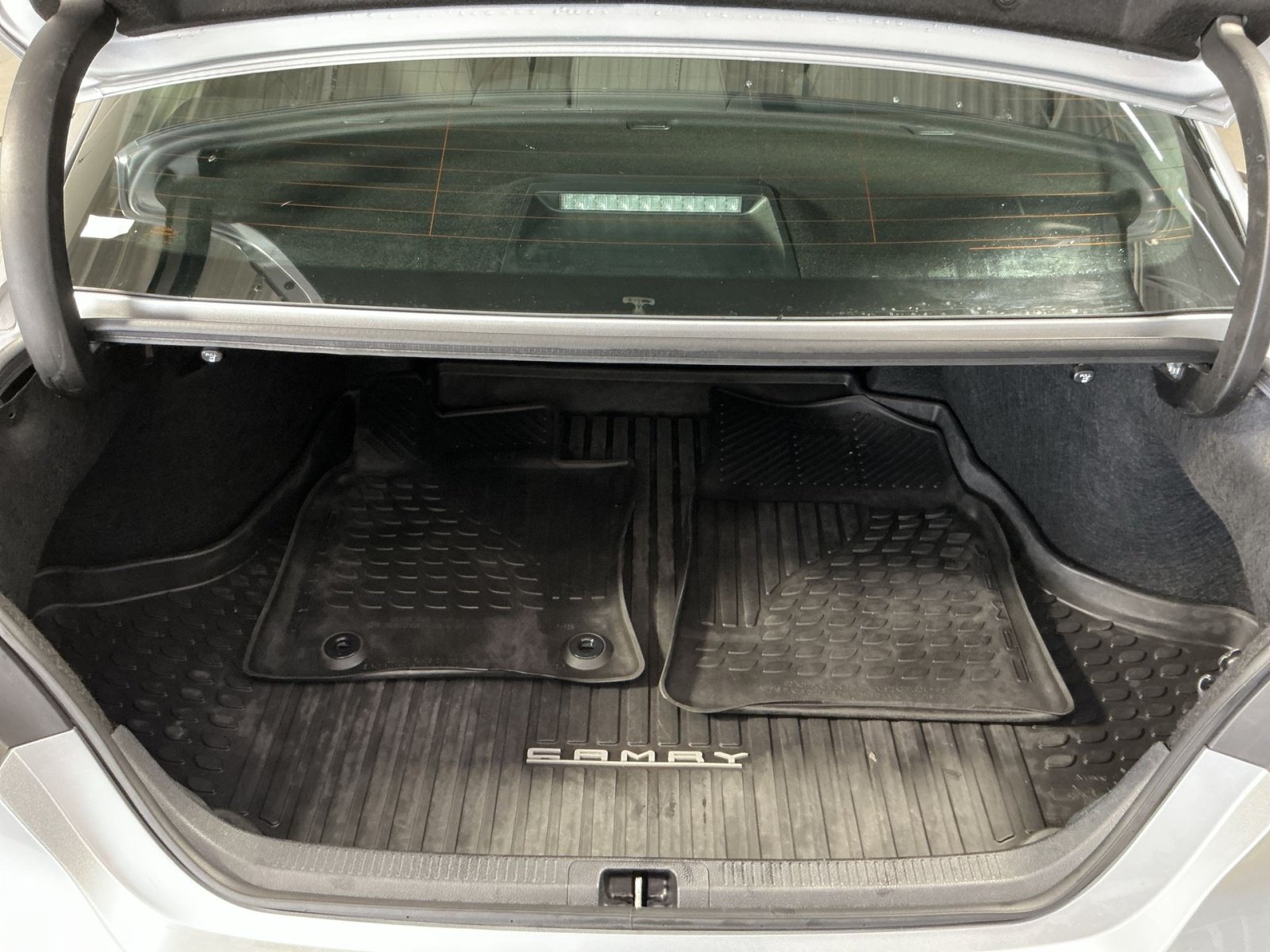 Used 2024 Toyota Camry LE FWD image 24