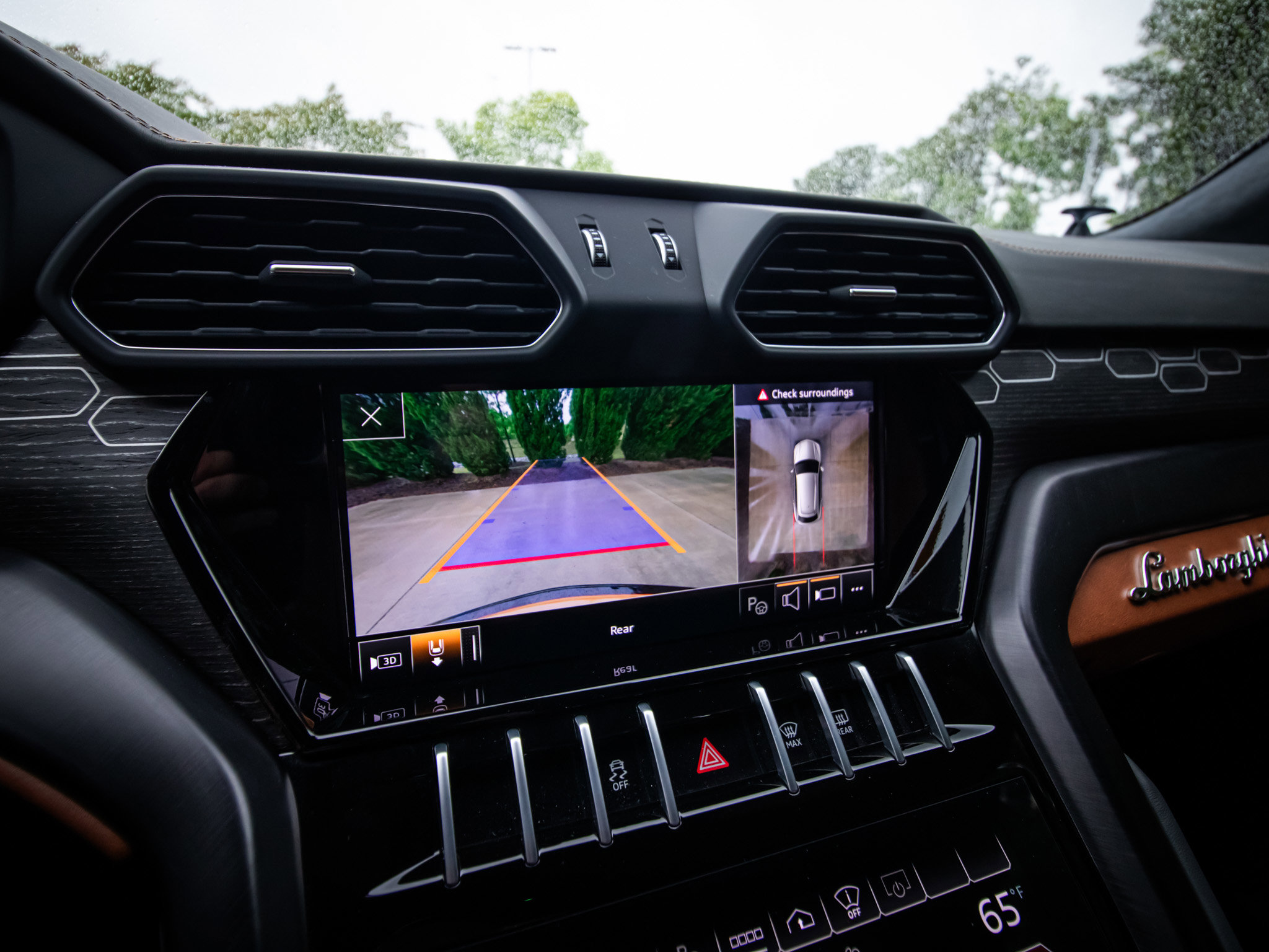 Used 2022 Lamborghini Urus AWD/4WD image 26