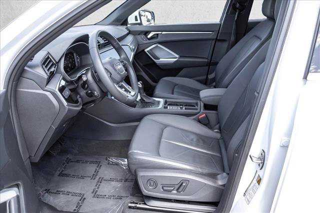 Used 2025 Audi Q3 2.0T Premium AWD/4WD image 12