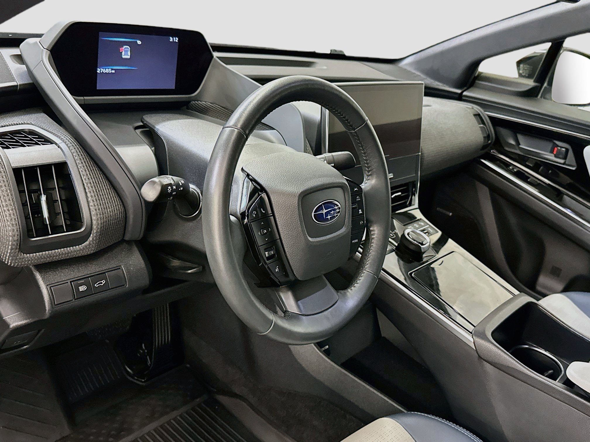Used 2023 Subaru Solterra AWD image 18