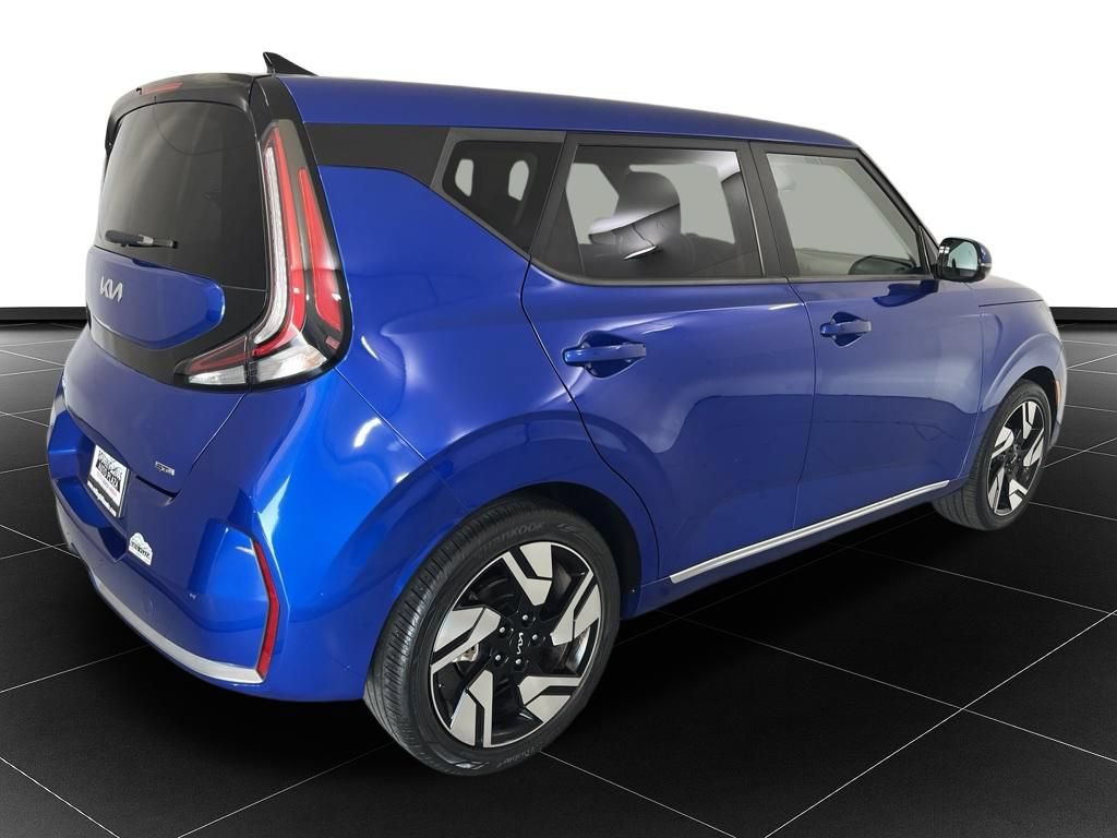 Used 2023 Kia Soul GT-Line w/ GT-Line Technology Package FWD image 5