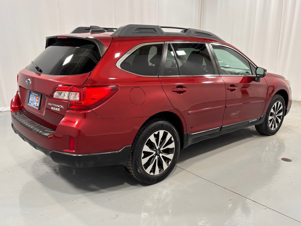 Used 2017 Subaru Outback 2.5i Limited AWD/4WD image 5