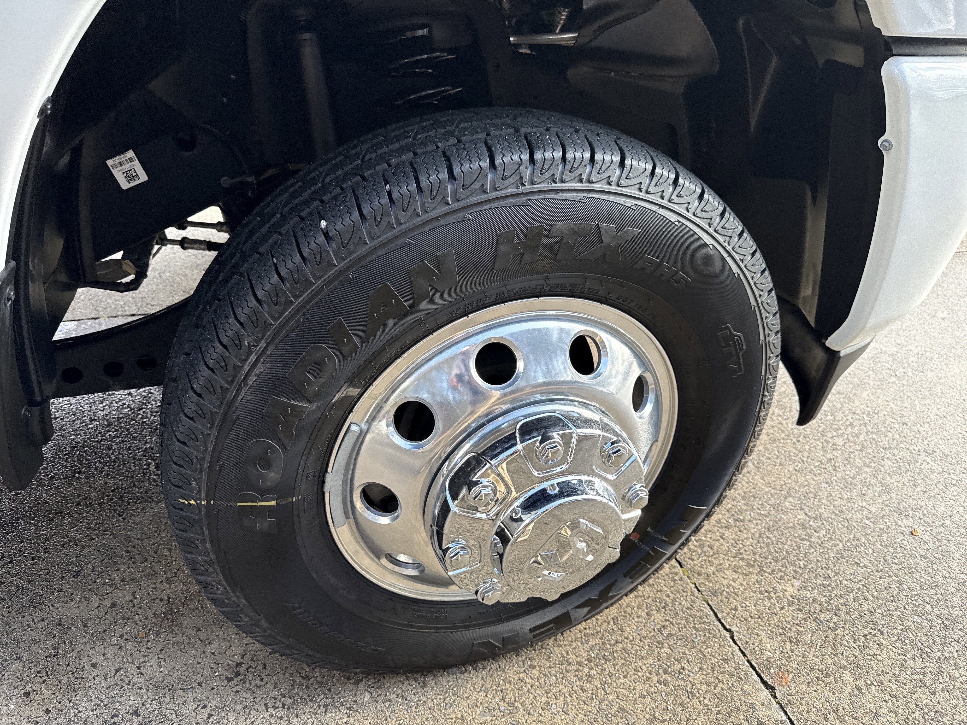 New 2025 RAM 3500 Laramie w/ Towing Technology Group image 14