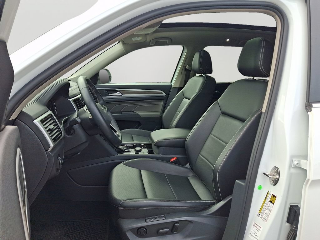 Used 2022 Volkswagen Atlas SEL AWD/4WD image 14