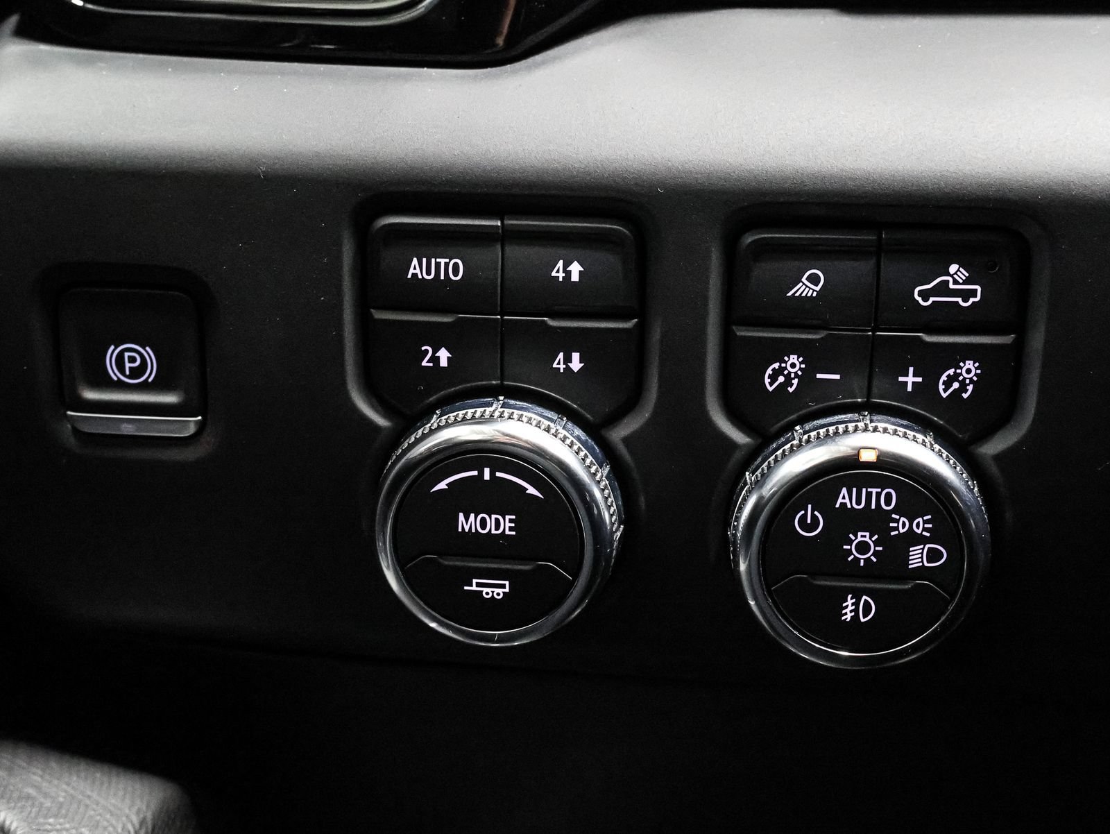 Certified 2024 GMC Sierra 2500 AT4X AWD/4WD image 32