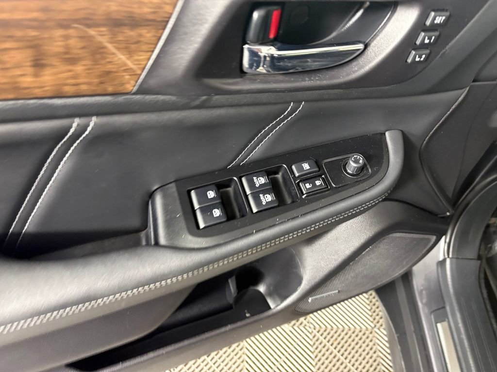 Used 2018 Subaru Outback 2.5i Limited image 12